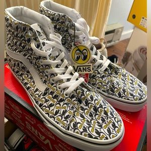 Van's SK8-HI Mooneyes True White/Yellow